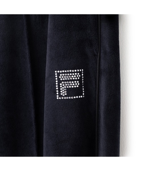 FILA（フィラ）の「CIRCLE LOGO TRACK PANTS / サークルロゴ　トラックパンツ（その他パンツ・レディース・ベージュ/ブラック/カーキ・L/XL/M）」の5枚目の写真