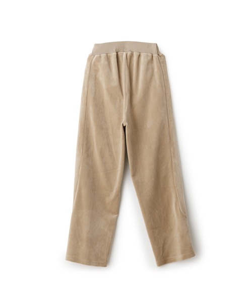 FILA（フィラ）の「CIRCLE LOGO TRACK PANTS / サークルロゴ　トラックパンツ（その他パンツ・レディース・ベージュ/ブラック/カーキ・L/XL/M）」の6枚目の写真