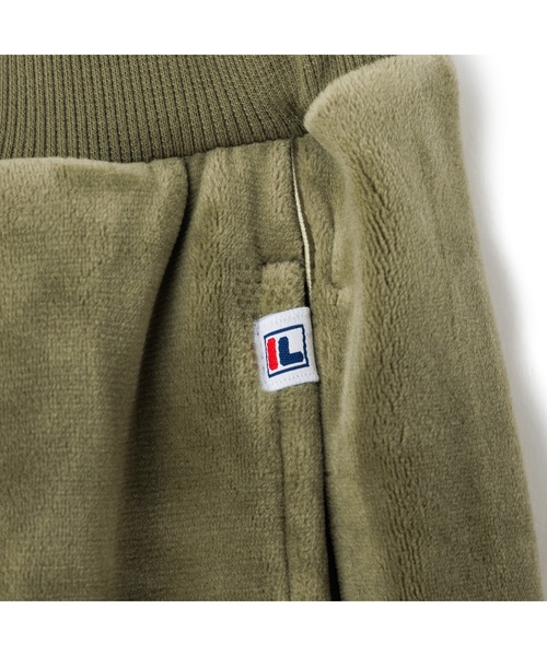 FILA（フィラ）の「CIRCLE LOGO TRACK PANTS / サークルロゴ　トラックパンツ（その他パンツ・レディース・ベージュ/ブラック/カーキ・L/XL/M）」の11枚目の写真