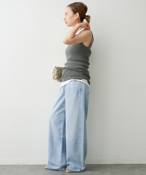Deuxieme Classe(ドゥーズィエムクラス)の「【AGOLDE / エーゴールドイー】TWISTED POPPY TANK(Tシャツ/カットソー・レディース・ホワイト/ブラウン・FREE)」の22枚目の写真