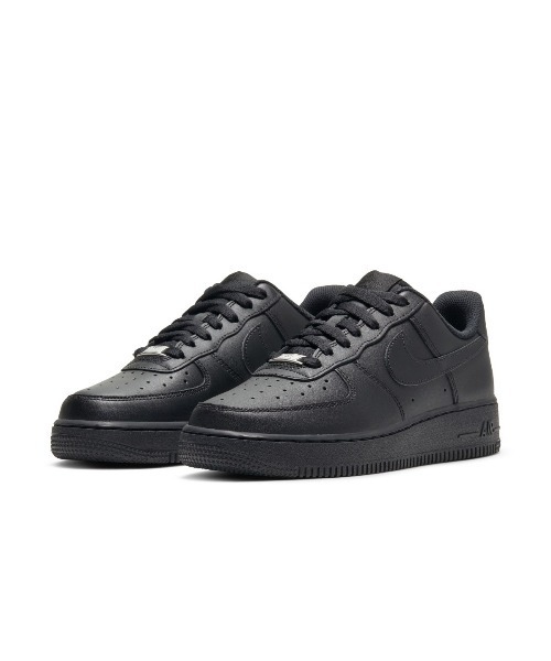 NIKE（ナイキ）の「NIKE Air Force 1 '07（ナイキ エア フォース 1 '07）（スニーカー・レディース・ブラック系・25cm/23cm/23.5cm/24cm/24.5cm）」の2枚目の写真