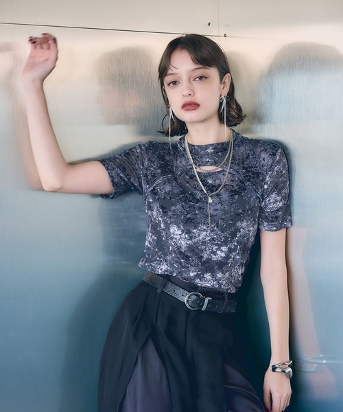 HARE(ハレ)の「フラワーフロッキーカット(HARE)(Tシャツ/カットソー・レディース・カーキ/ネイビー・FREE)」の2枚目の写真