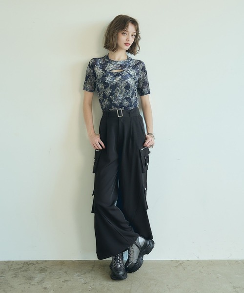 HARE(ハレ)の「フラワーフロッキーカット(HARE)(Tシャツ/カットソー・レディース・カーキ/ネイビー・FREE)」の3枚目の写真