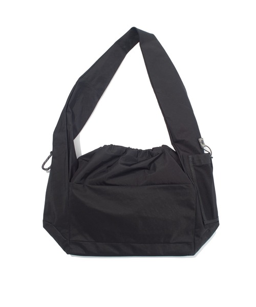 F/CE. (エフシーイー)の「F/CE. TEXTURED TWILL FUROSHIKI 2WAY SHOULDER / エフシーイー テクスチャード ツイル フロシキ 2ウェイ ショルダー(ショルダーバッグ・メンズ・ベージュ/ブラック/チャコール・FREE)」の14枚目の写真