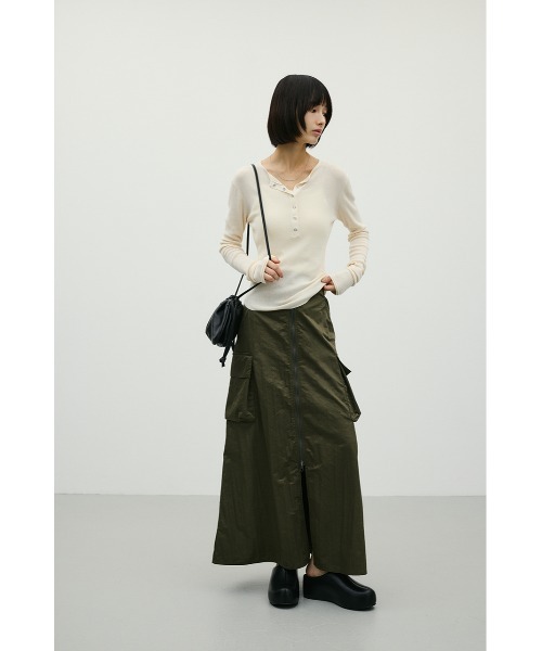 STYLEMIXER(スタイルミキサー)の「ヘンリーネックシアーニット(ニット/セーター・レディース・ボルドー/ネイビー/アイボリー/ライトグレー・FREE)」の10枚目の写真