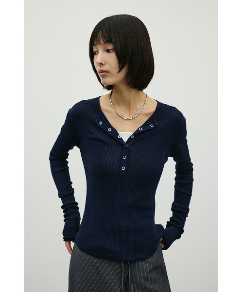 STYLEMIXER(スタイルミキサー)の「ヘンリーネックシアーニット(ニット/セーター・レディース・ボルドー/ネイビー/アイボリー/ライトグレー・FREE)」の5枚目の写真