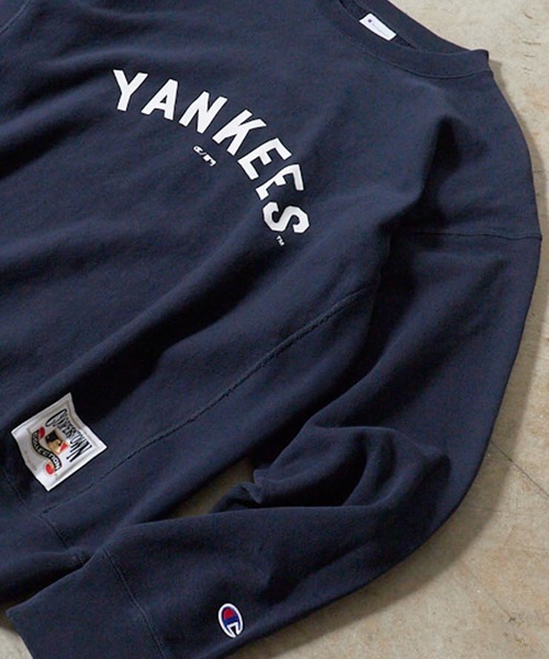 MLB（メジャーリーグベースボール）の「MLB/エムエルビー ×Champion/チャンピオン CREW NECK SHIRT VINTAGE ブランドロゴ スウェット トレーナー リバースウィーブ クルーネックスウェット サイドリブ ヴィンテージ メンズ アメカジ 2026秋服 秋服（スウェット・メンズ・ネイビー/グレー/ブルー・M/L/XL）」の2枚目の写真