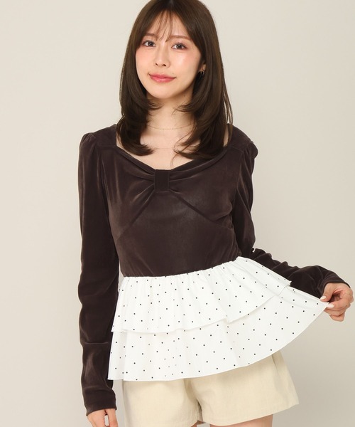Heather(ヘザー)の「フリルヘムシアーベロアプルオーバー 1063928(Tシャツ/カットソー・レディース・ブラック/ブラウン/オフホワイト/ピンク・FREE)」の4枚目の写真