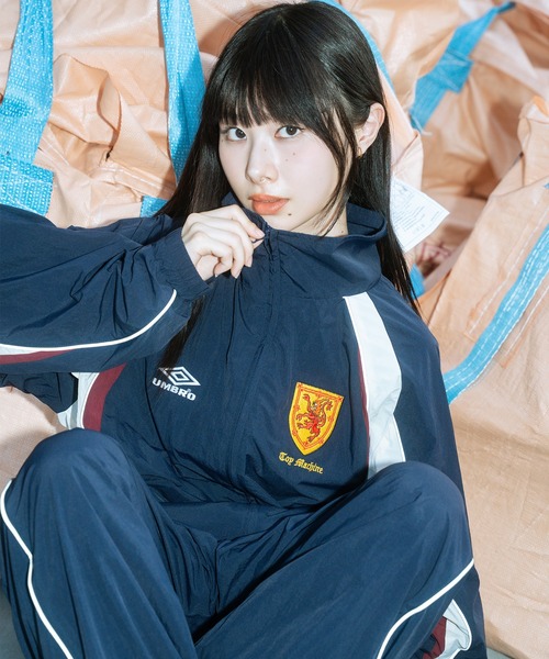 UMBRO(アンブロ)の「【ムラサキスポーツ限定】UMBRO/アンブロ トラックパンツ ユニセックス セットアップ対応 MD3726FWMSPT02(その他パンツ・メンズ・ネイビー/ブラック・XL/L/M/S)」の4枚目の写真