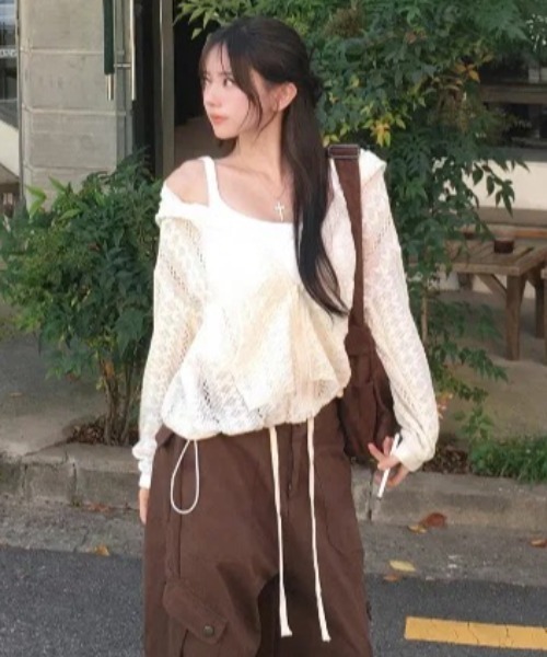 FAVORITO（ファヴォリート）の「パンチングレースフード付きジャケット（その他アウター・レディース・ブラック/ベージュ・F）」の17枚目の写真
