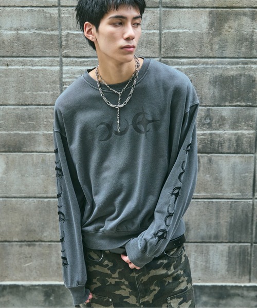ILL'S(イルズ)の「TRIBALMOON PULLOVER CREW SWEAT / トライバルムーン 袖刺繍 フロントプリント プルオーバー クルースウェット メンズ レディース ユニセックス(スウェット・メンズ・グレー/スカイブルー/チャコールグレー・L/M)」の1枚目の写真