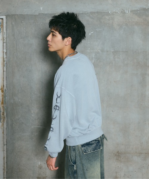 ILL'S(イルズ)の「TRIBALMOON PULLOVER CREW SWEAT / トライバルムーン 袖刺繍 フロントプリント プルオーバー クルースウェット メンズ レディース ユニセックス(スウェット・メンズ・グレー/スカイブルー/チャコールグレー・L/M)」の7枚目の写真