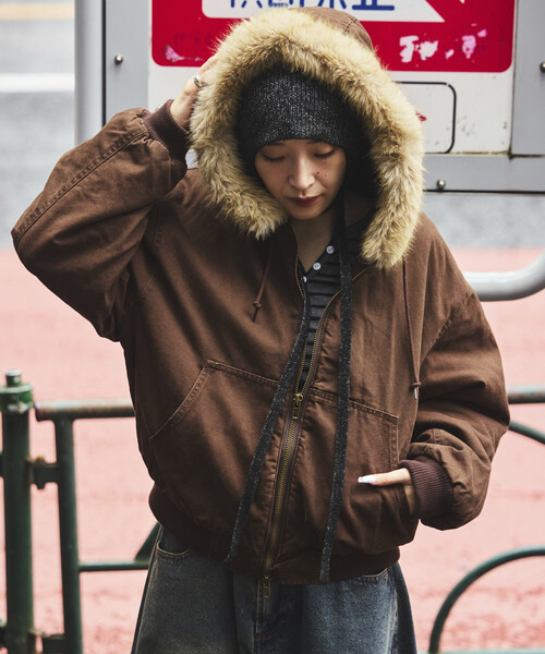 FREAK'S STORE（フリークスストア）の「【ファー脱着可能】2way フェイクファー ジップアップ 中綿 フードブルゾン/ジップパーカー（ブルゾン・メンズ・ブラック/ブラウン/サックスブルー・SMALL/MEDIUM/LARGE）」の11枚目の写真