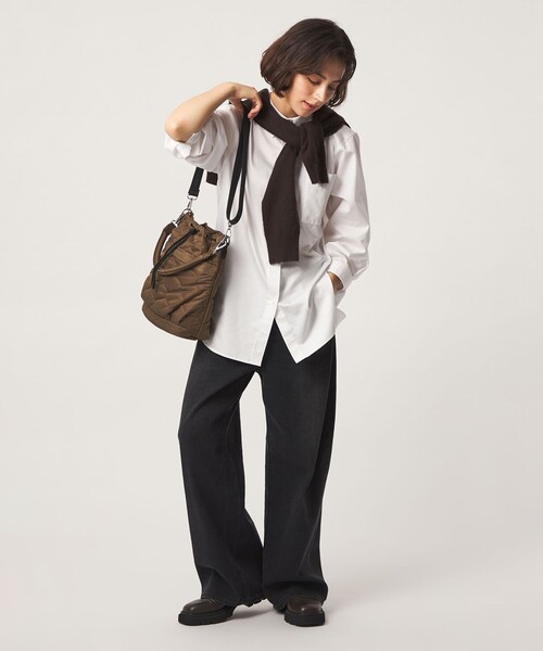 green label relaxing(グリーンレーベルリラクシング)の「【WEB限定】<PARTE>キルティング ドロストバッグ / ショルダーバッグ はっ水(ショルダーバッグ・レディース・ブラック/オフホワイト/モカ/オリーブ・FREE)」の11枚目の写真