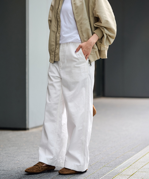 FRAMeWORK(フレームワーク)の「≪一部カラーWEB限定 / 追加≫OVER SIZED CHINO パンツ(チノパンツ・レディース・ホワイト/ベージュ/ブラウン・36/40/38)」の11枚目の写真