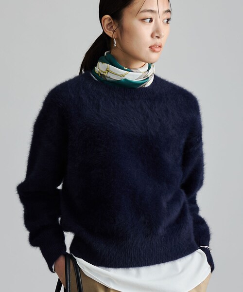 INDIVI（インディヴィ）の「【フォックス＆カシミヤ】軽くて暖かいプレミアム ヘアリーニット（ニット/セーター・レディース・ブラウン系/ネイビー/ライトグレー・13/38/05）」の3枚目の写真