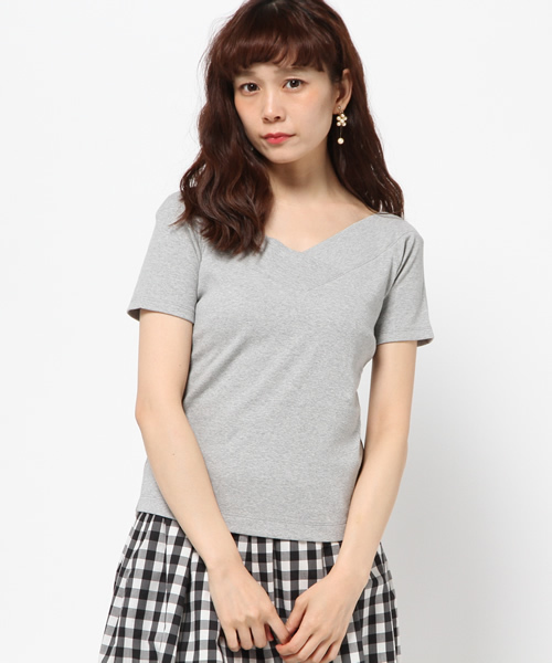 31 Sons de mode（トランテアン　ソン　ドゥ　モード）の「テレコＶネックプルオーバー（Tシャツ/カットソー・レディース・ピンク/オフホワイト/ブラック/サックスブルー/ライトグレー・36）」の4枚目の写真