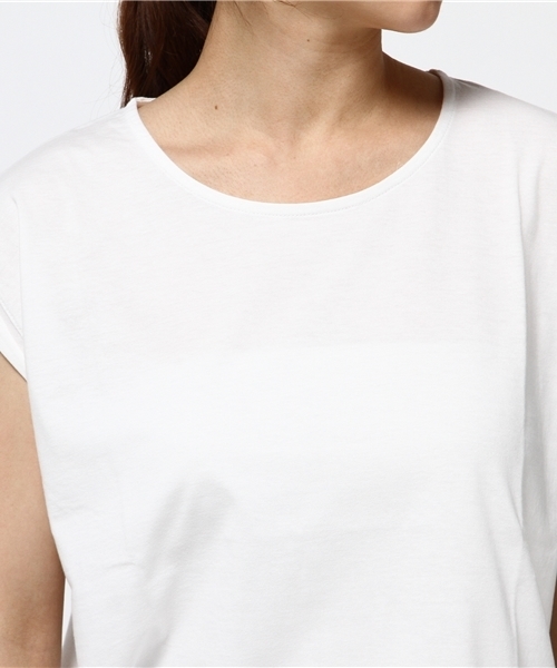 HELIOPOLE（エリオポール）の「デザインロゴTシャツ　/　calvados（Tシャツ/カットソー・レディース・ネイビー/ホワイト・38）」の6枚目の写真