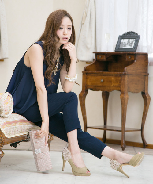 PourVous（プールヴー）の「レース パーティー パンツドレス フォーマル セレモニー&ロング 丈 タイト セットアップ 結婚式 オケージョンドレス お呼ばれ 七五三 ママ お宮参り 学校行事 二次会 成人式 （パンツドレス・レディース・ブラック/ネイビー・XL/L/M/XXL/4L）」の4枚目の写真