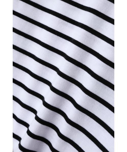 N.(N. Natural Beauty Basic)(エヌエヌナチュラルビューティーベーシック)の「ベーシックカットソー(Tシャツ/カットソー・レディース・ブラック/グレー/ホワイト/ホワイト系その他・MEDIUM)」の7枚目の写真