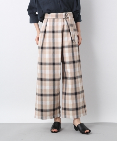 LEPSIM(レプシィム)の「C/Lガララップワイドパンツ 785570(その他パンツ・レディース・ベージュ/ネイビー/ストライプ・MEDIUM/LARGE)」の1枚目の写真