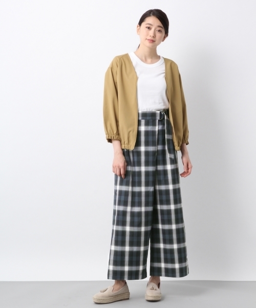 LEPSIM(レプシィム)の「C/Lガララップワイドパンツ 785570(その他パンツ・レディース・ベージュ/ネイビー/ストライプ・MEDIUM/LARGE)」の12枚目の写真