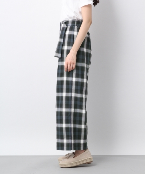 LEPSIM(レプシィム)の「C/Lガララップワイドパンツ 785570(その他パンツ・レディース・ベージュ/ネイビー/ストライプ・MEDIUM/LARGE)」の6枚目の写真