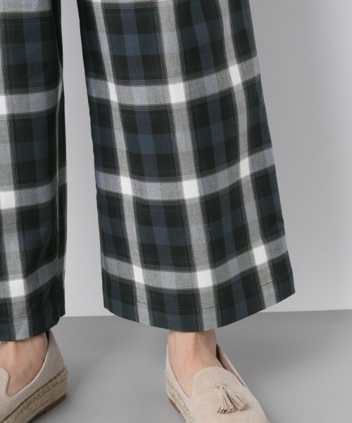 LEPSIM(レプシィム)の「C/Lガララップワイドパンツ 785570(その他パンツ・レディース・ベージュ/ネイビー/ストライプ・MEDIUM/LARGE)」の13枚目の写真