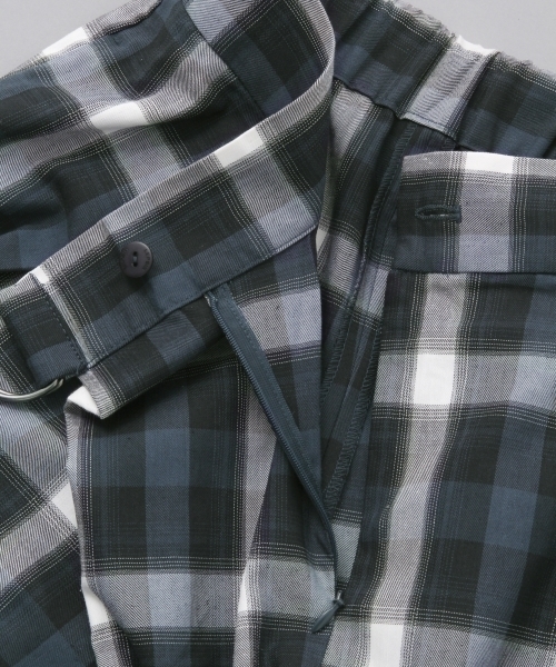 LEPSIM(レプシィム)の「C/Lガララップワイドパンツ 785570(その他パンツ・レディース・ベージュ/ネイビー/ストライプ・MEDIUM/LARGE)」の7枚目の写真