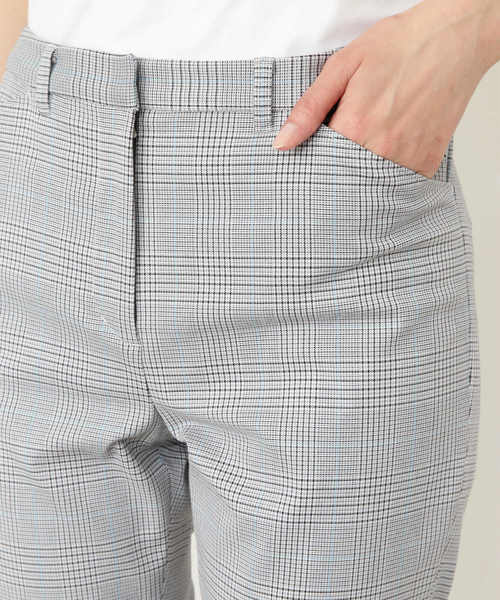 NATURAL BEAUTY BASIC（ナチュラルビューティーベーシック）の「【andGIRL 5月号掲載】〈ウォッシャブル・吸水速乾〉コズミクールクロップドパンツ（その他パンツ・レディース・ブラック系その他/グレー/ネイビー・LARGE/MEDIUM/X-SMALL/XX-SMALL/SMALL）」の14枚目の写真