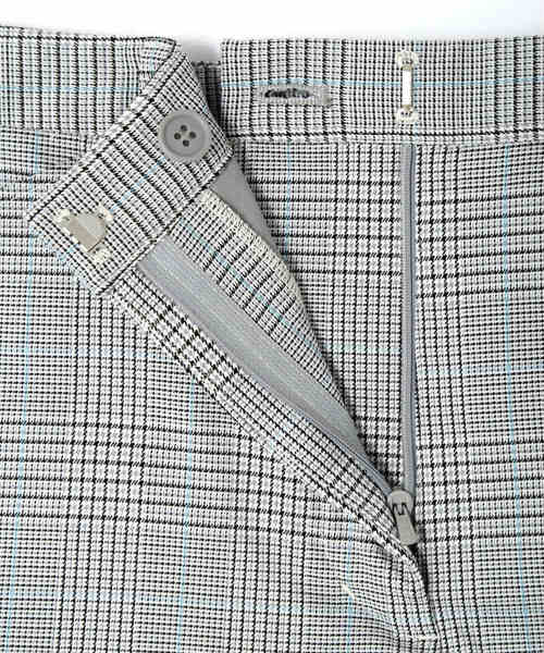 NATURAL BEAUTY BASIC（ナチュラルビューティーベーシック）の「【andGIRL 5月号掲載】〈ウォッシャブル・吸水速乾〉コズミクールクロップドパンツ（その他パンツ・レディース・ブラック系その他/グレー/ネイビー・LARGE/MEDIUM/X-SMALL/XX-SMALL/SMALL）」の9枚目の写真