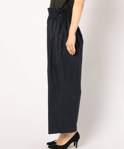 SHIPS(シップス)の「PrimaryNavyLabel:ウエストスピンドルパンツ(その他パンツ・レディース・ネイビー/キャメル・38/36)」の11枚目の写真