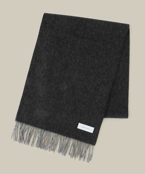 ADAM ET ROPE'（アダムエロペ）の「ベーシックカシミヤマフラー（ストール/ショール・メンズ・ブラック系その他/ベージュ/ネイビー/ブルー系その他4/パープル/オレンジ・FREE）」の2枚目の写真