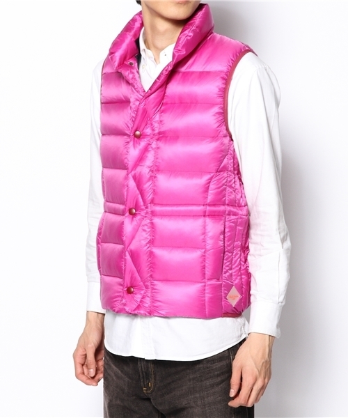 Paul Smith JEANS（ポールスミスジーンズ）の「SHINY NYLON DOWN VEST 