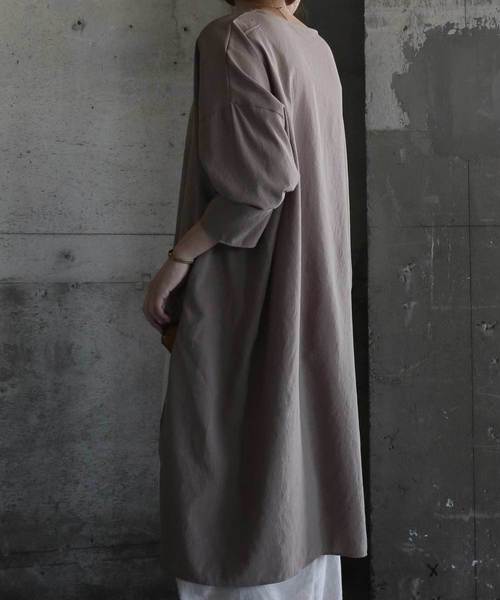 antiqua（アンティカ）の「Ｖネックワイドトップス（Tシャツ/カットソー・レディース・ブラック/オフホワイト/モカ・FREE）」の8枚目の写真