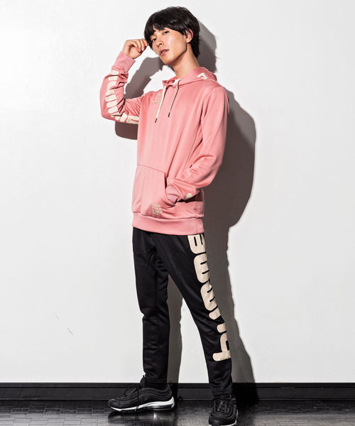 hummel(ヒュンメル)の「hummel(ヒュンメル)プルオーバーパーカー(パーカー・メンズ・カーキ/ピンク/ブラック/ネイビー・S/M/L)」の17枚目の写真