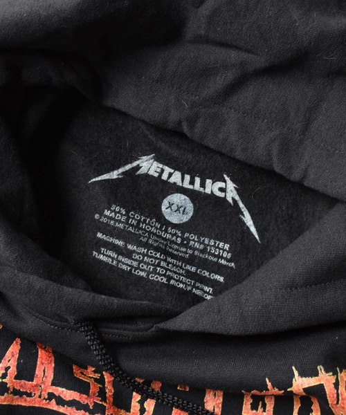 VINTAGE（ヴィンテージ）の「【ヴィンテージ古着】METALLICA/メタリカ "SUMMER SANITARIUM TOUR" パーカー（パーカー・メンズ・ブラック・XX-LARGE）」の6枚目の写真
