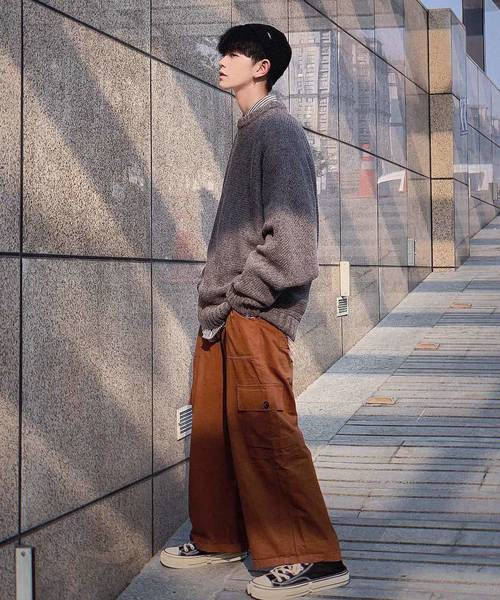 neos(ネオス)の「【neos -addictive design-】ルーズシルエット ムササビ ドルマン ラメ ニット セーター(ニット/セーター・メンズ・ブラック/ベージュ/ブラウン/グレー・LARGE/MEDIUM)」の17枚目の写真