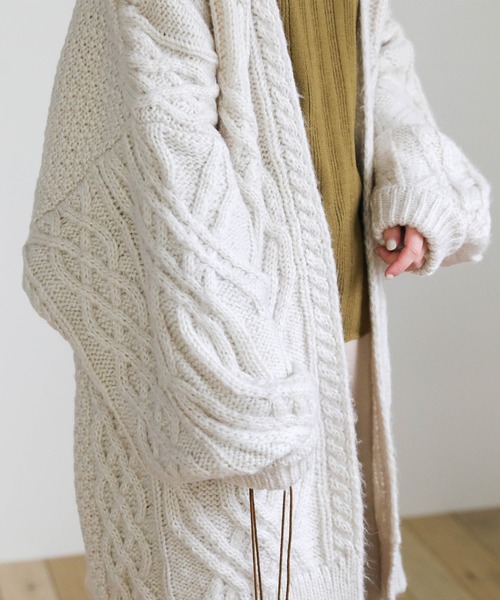 select MOCA（セレクトモカ）の「ランダムケーブル編みニットカーディガン（カーディガン/ボレロ・レディース・ベージュ/アイボリー/ブラウン・FREE）」の15枚目の写真