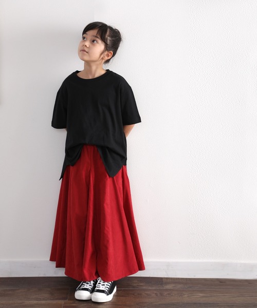 classicalelf（クラシカルエルフ）の「キッズ サイドスリット入りビッグシルエットミドル丈無地Tシャツ(半袖)（Tシャツ/カットソー・キッズ・ブラウン/ブラック/ベージュ/ホワイト・130/140/150/160）」の21枚目の写真