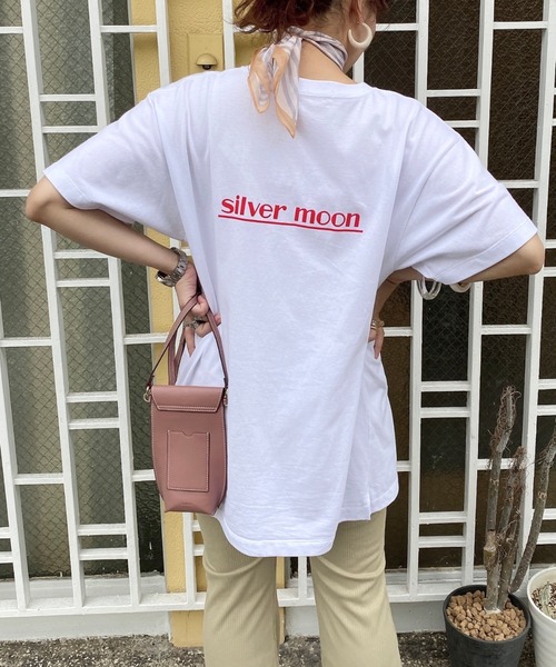 archives（アルシーヴ）の「アソートBIG TEE（Tシャツ/カットソー・レディース・ベージュ/ラベンダー/ホワイト系その他/ホワイト系その他2/ホワイト系その他3/ホワイト系その他4・MEDIUM）」の3枚目の写真