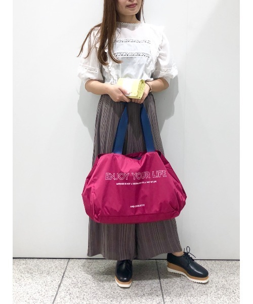 & chouette(アンドシュエット)の「カラフルショッピングバッグ(エコバッグ/サブバッグ・レディース・グレー/ローズ/ブラック/ブルー/カーキ/イエロー/オレンジ/ネイビー/ピンク/ブラウン/ベージュ/ライトブルー/レッド・FREE)」の12枚目の写真