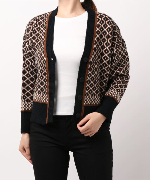SpRay（スプレイ）の「ジャガードＶカーディガン（カーディガン/ボレロ・レディース・ブラック/ベージュ/ブラウン・FREE）」の7枚目の写真