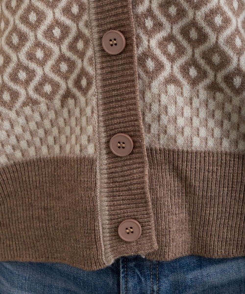 SpRay（スプレイ）の「ジャガードＶカーディガン（カーディガン/ボレロ・レディース・ブラック/ベージュ/ブラウン・FREE）」の20枚目の写真