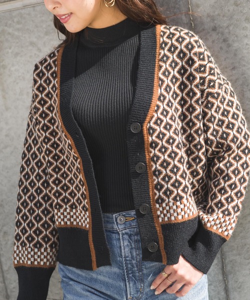 SpRay（スプレイ）の「ジャガードＶカーディガン（カーディガン/ボレロ・レディース・ブラック/ベージュ/ブラウン・FREE）」の16枚目の写真