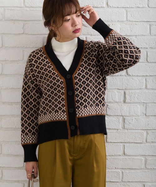 SpRay（スプレイ）の「ジャガードＶカーディガン（カーディガン/ボレロ・レディース・ブラック/ベージュ/ブラウン・FREE）」の6枚目の写真