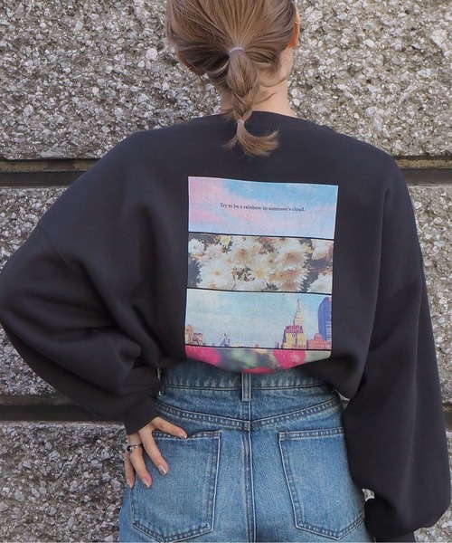 tiptop(ティップトップ)の「2020AW 裏起毛フォトプリントプルオーバー(スウェット・レディース・オフホワイト/アイボリー/ブラック/スミクロ/ライトベージュ/ベージュ・FREE)」の4枚目の写真