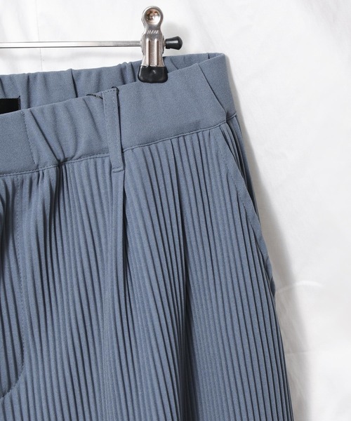 Bling Leads（ブリングリーズ）の「Bling leads/プリーツ ワイドパンツ（その他パンツ・メンズ・ブラック/グレー/グレイッシュベージュ/グレイッシュブルー・MEDIUM/LARGE）」の8枚目の写真