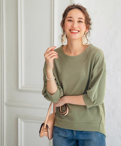 BELLUNA PLUS(ベルーナ)の「ジャカード素材袖ギャザープルオーバー(Tシャツ/カットソー・レディース・ネイビー/ブルーグレー/ライトカーキ/テラコッタ・MEDIUM/LARGE/X-LARGE)」の20枚目の写真