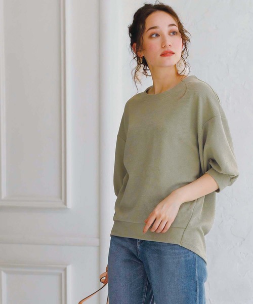 BELLUNA PLUS(ベルーナ)の「ジャカード素材袖ギャザープルオーバー(Tシャツ/カットソー・レディース・ネイビー/ブルーグレー/ライトカーキ/テラコッタ・MEDIUM/LARGE/X-LARGE)」の22枚目の写真